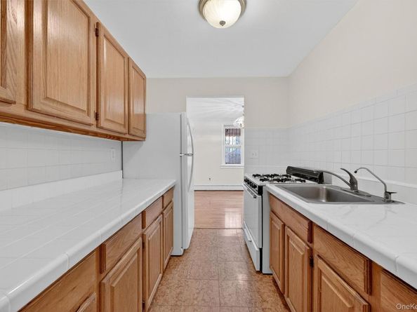 1042 Fox Street, Bronx NY 10459