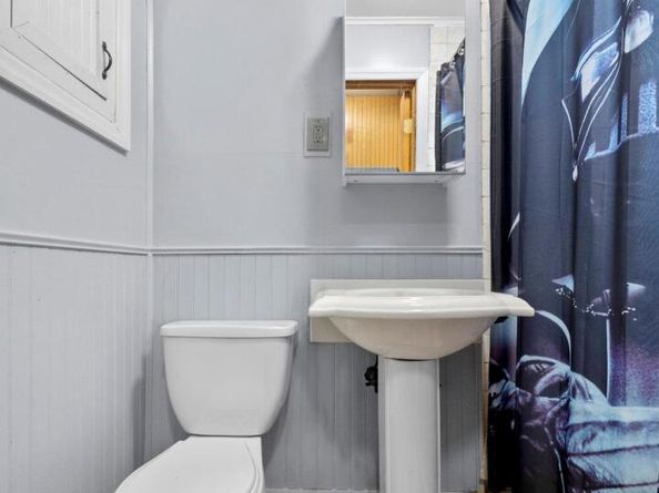 77-20 79th Street, Glendale NY 11385