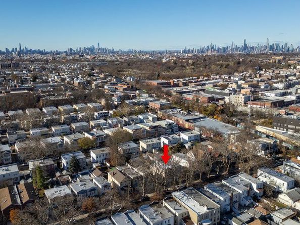 77-20 79th Street, Glendale NY 11385