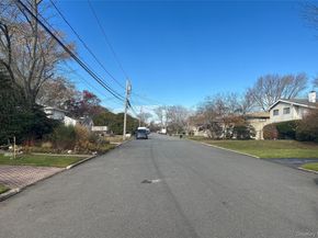 259 W 24th Street, Deer Park NY 11729