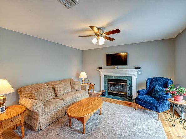 68 Vineyard Way, Aquebogue NY 11931