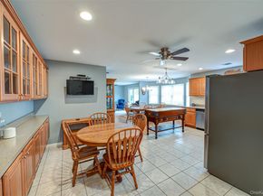 68 Vineyard Way, Aquebogue NY 11931