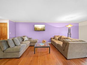 141 Great Neck Road 2G, Great Neck NY 11021