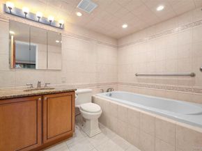 141 Great Neck Road 2G, Great Neck NY 11021