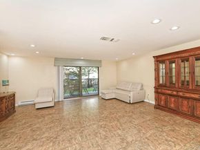 ONE ANCHORAGE Way 1408, Freeport NY 11520