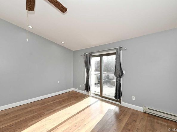 ONE ANCHORAGE Way 1408, Freeport NY 11520