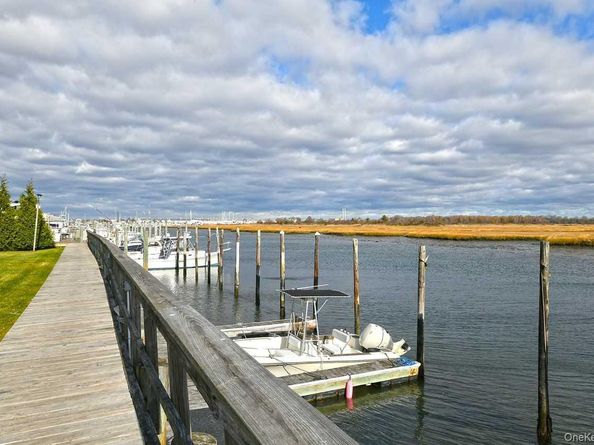 ONE ANCHORAGE Way 1408, Freeport NY 11520
