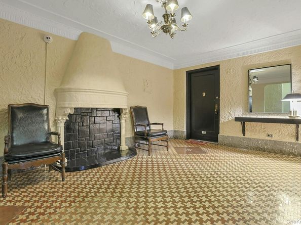 1273 North Avenue 1F8, New Rochelle NY 10804