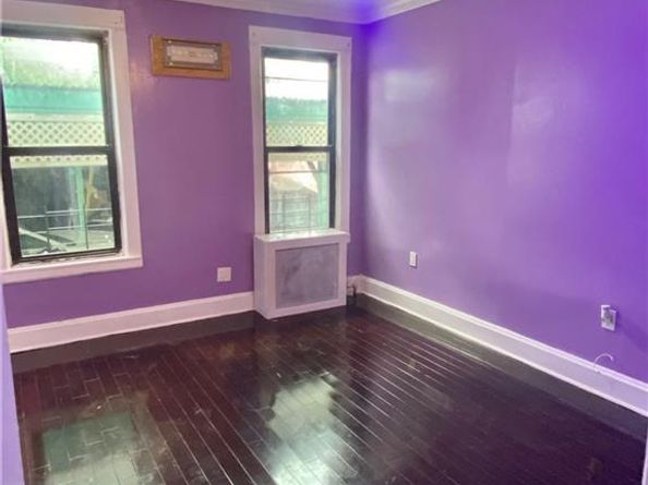 732 E 223rd Street, Bronx NY 10466