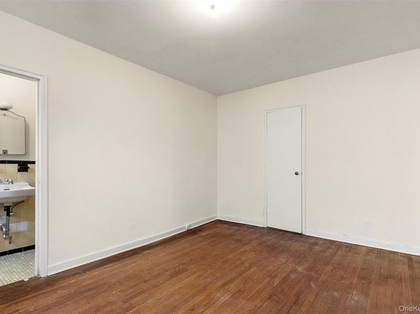 5 Rockledge Road 1A, Hartsdale NY 10530