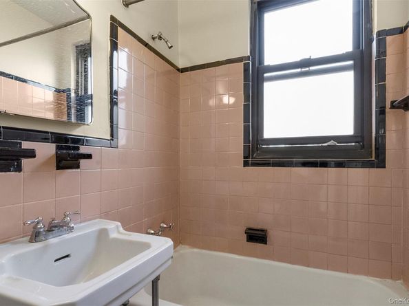 5 Rockledge Road 1A, Hartsdale NY 10530