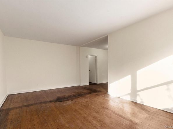 5 Rockledge Road 1A, Hartsdale NY 10530