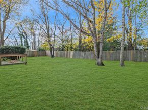 4 Hillsdale Lane, Coram NY 11727