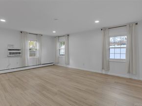 4 Hillsdale Lane, Coram NY 11727