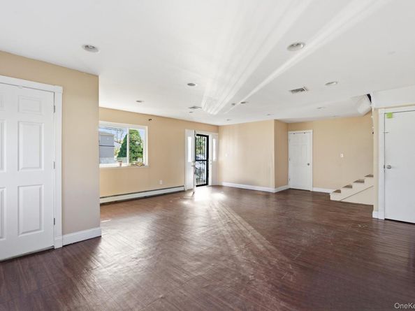 3 Date Street, Central Islip NY 11722