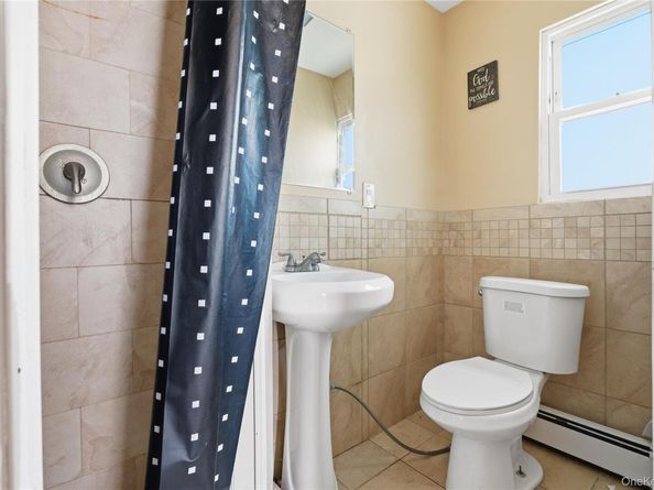 3 Date Street, Central Islip NY 11722