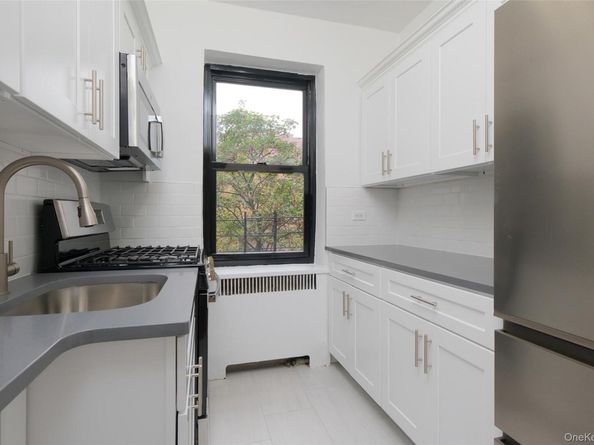 340 E Mosholu Parkway S 4E, Bronx NY 10458