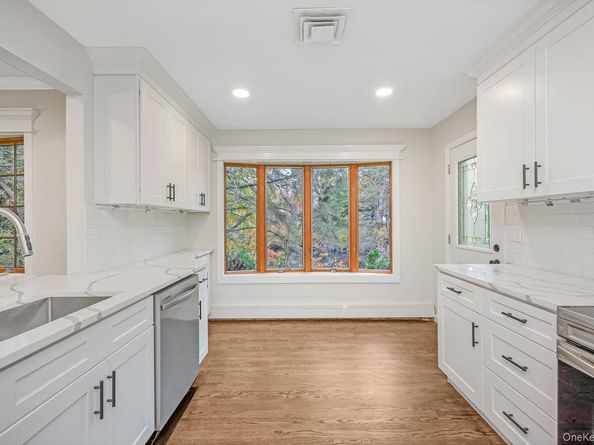 7 Gillette Avenue, Patchogue NY 11772