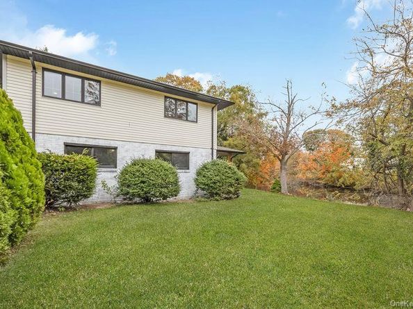 7 Gillette Avenue, Patchogue NY 11772