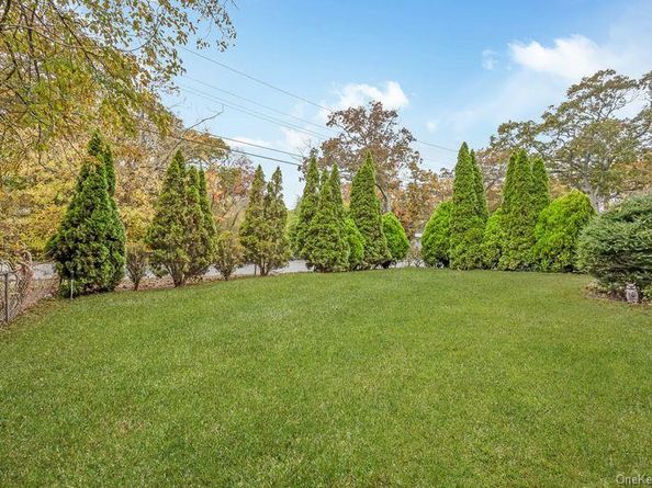 7 Gillette Avenue, Patchogue NY 11772