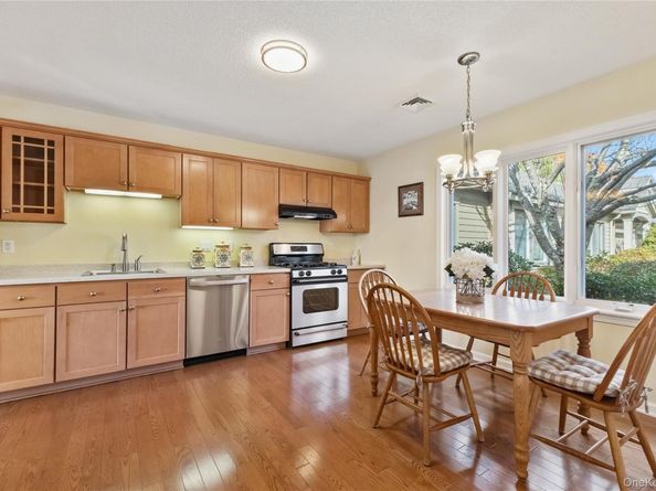 882 Heritage Hills B, Somers NY 10589