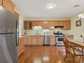 882 Heritage Hills B, Somers NY 10589