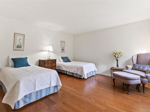 882 Heritage Hills B, Somers NY 10589