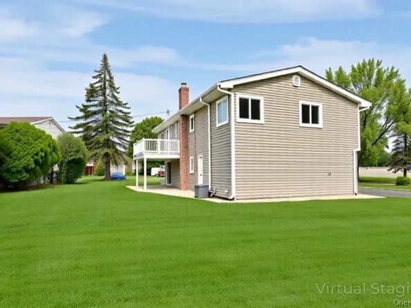 10 Evelyn Drive, Bethpage NY 11714