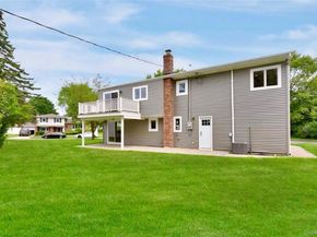 10 Evelyn Drive, Bethpage NY 11714