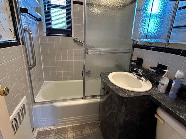 17 -15 160th Street 594, Whitestone NY 11357