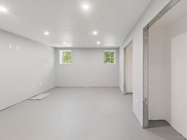 31 AKA 27 Crawford Street, Yonkers NY 10705