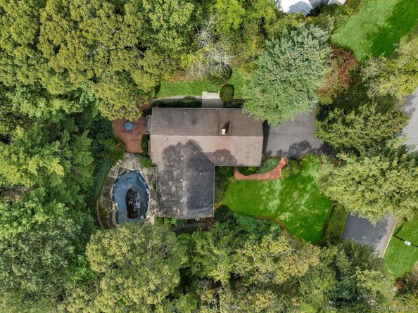 36 Lisa Drive, Dix Hills NY 11746