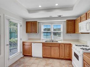 13 Oakdale Court, Ridge NY 11961