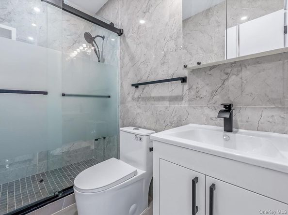 233-12 Bay Street, Douglaston NY 11363