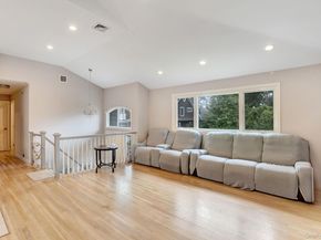 978 Little Whaleneck Road, North Merrick NY 11566