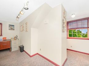 3 Roxbury Lane, Massapequa NY 11758