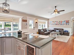 117 Middlesex Avenue, Oakdale NY 11769