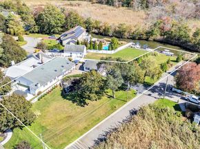 117 Middlesex Avenue, Oakdale NY 11769