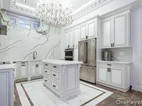 69-36 Dartmouth Street, Forest Hills NY 11375