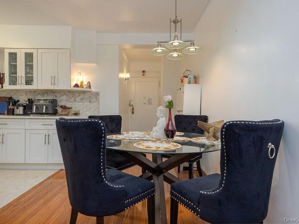 1601 Metropolitan Avenue 3H, Bronx NY 10462