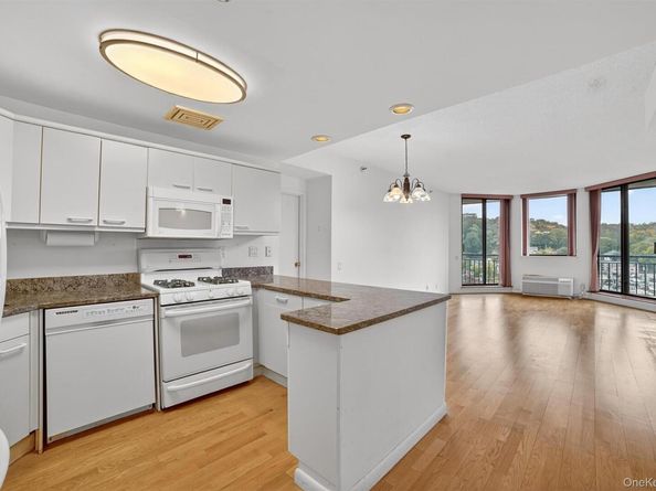 50 E Hartsdale Avenue 7K, Hartsdale NY 10530