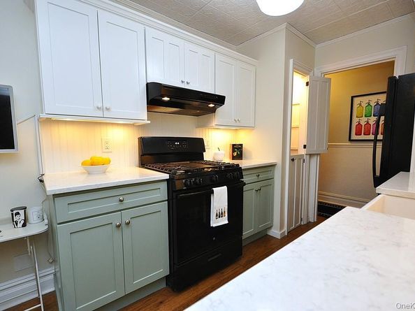 105 Garth Road 2C, Scarsdale NY 10583