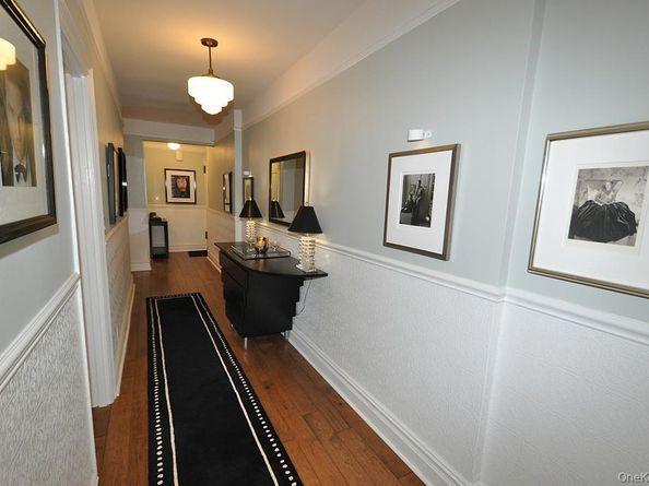 105 Garth Road 2C, Scarsdale NY 10583