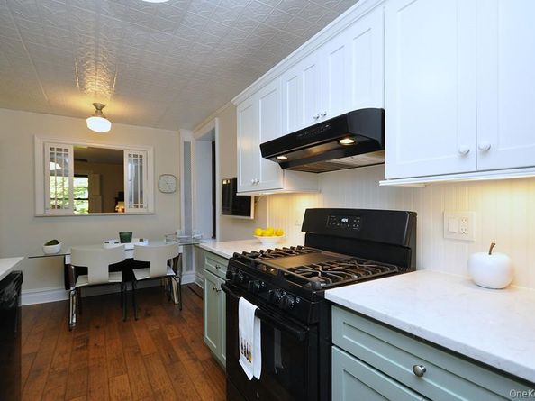 105 Garth Road 2C, Scarsdale NY 10583