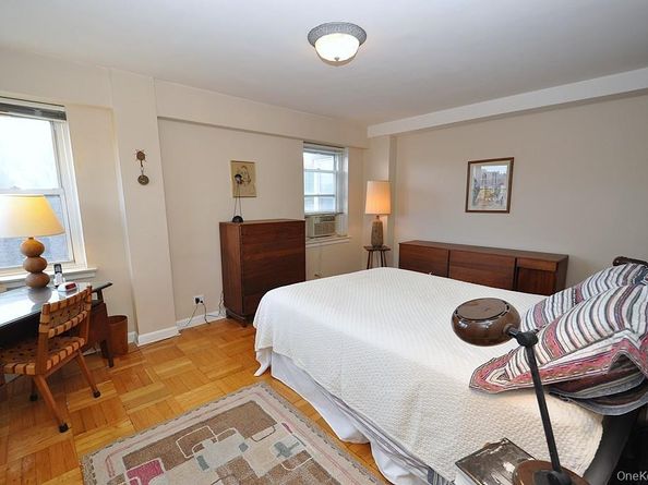 235 Garth Road C5B, Scarsdale NY 10583