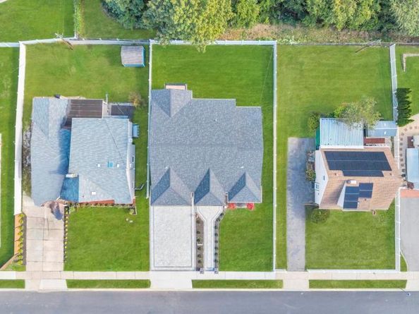 9 Short Lane, Levittown NY 11756