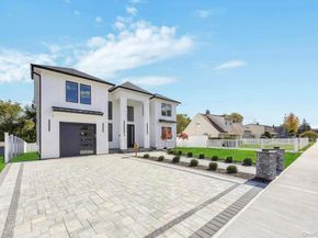9 Short Lane, Levittown NY 11756