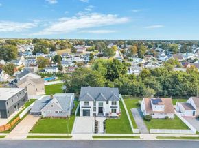 9 Short Lane, Levittown NY 11756