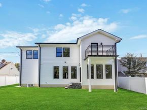 9 Short Lane, Levittown NY 11756