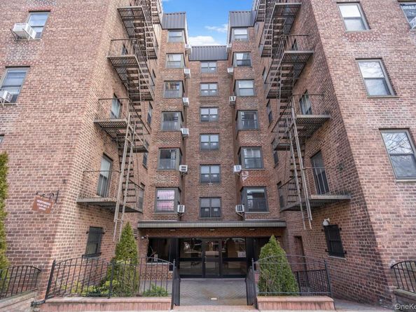 32-25 88 St. 510, East Elmhurst NY 11369